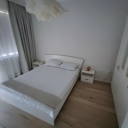 Cozy Apartament With Balcony