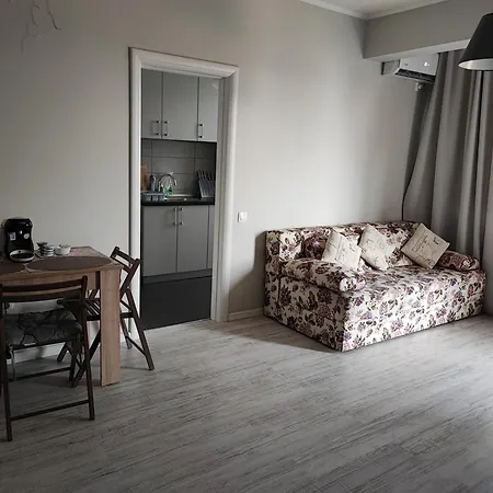 Cozy Apartament With Balcony Apartment *